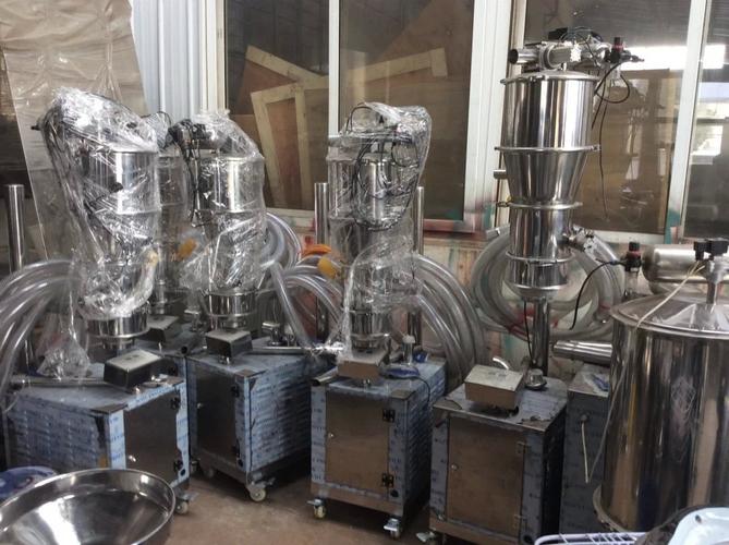 供應自動上料機 塑料吸料機、真空吸料機與全自動上料機的全面解析